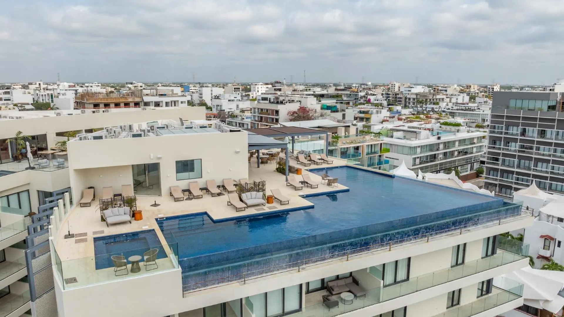 Marila Lux Condo1Br 신데 델 카르멘
